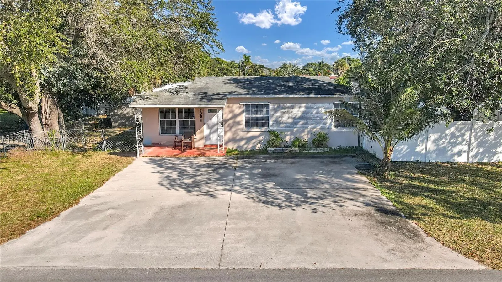 Photo of Listing #A11946011