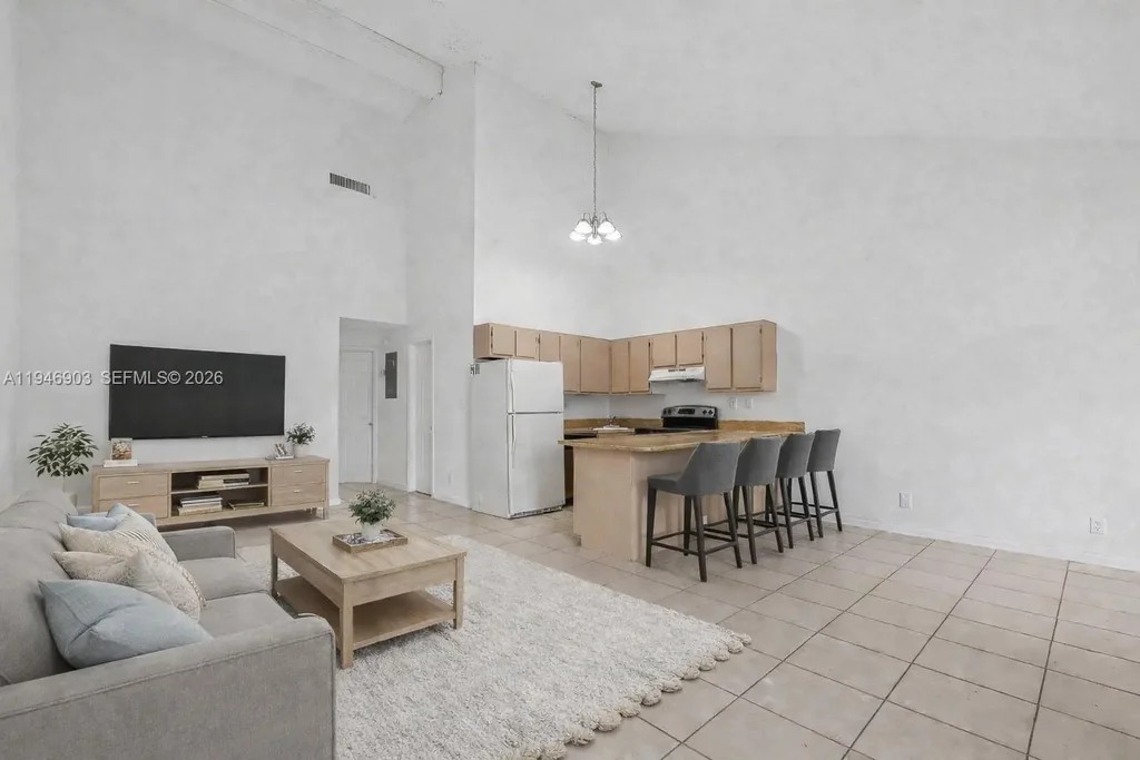 5510 Nw 24th St, Lauderhill