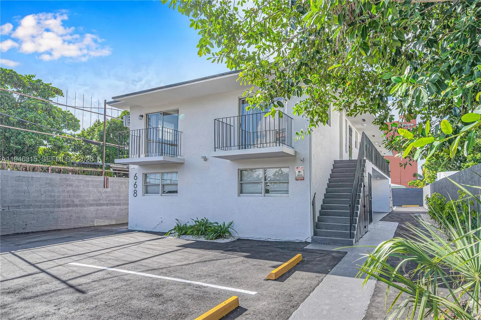 Photo of Listing #A11946315