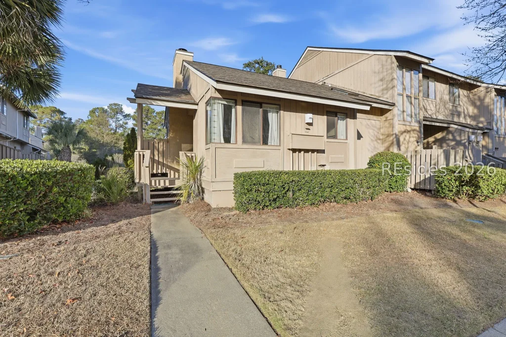 5 Gumtree Road J-16, Hilton Head Island