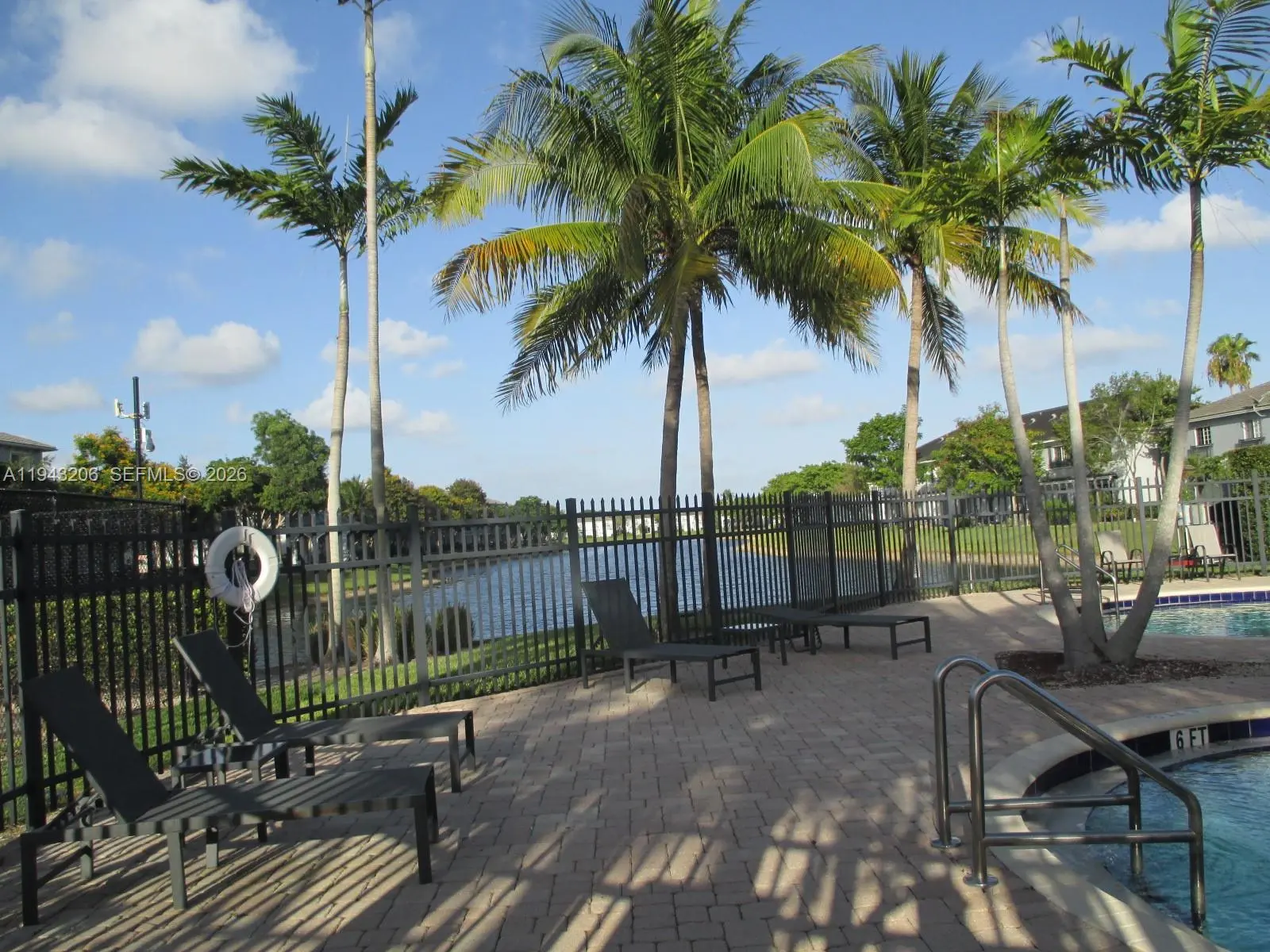 Photo of Listing #A11943206