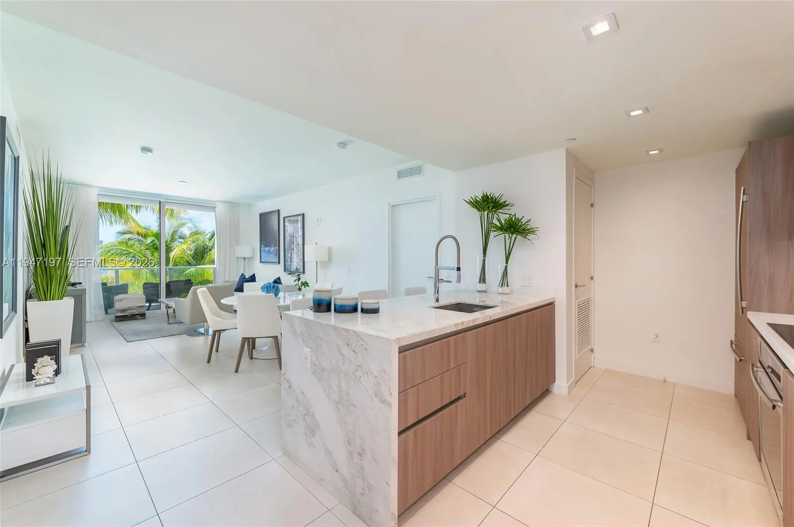 Photo of Listing #A11947197