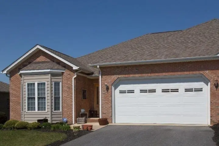 320 Petros Dr, Waynesboro