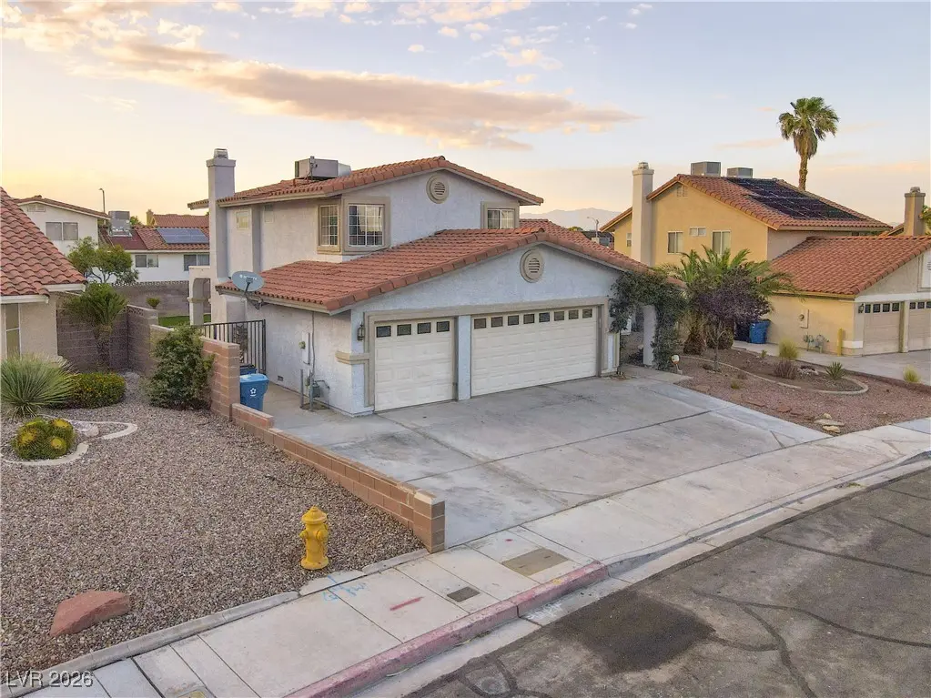 Photo of Listing #2747906