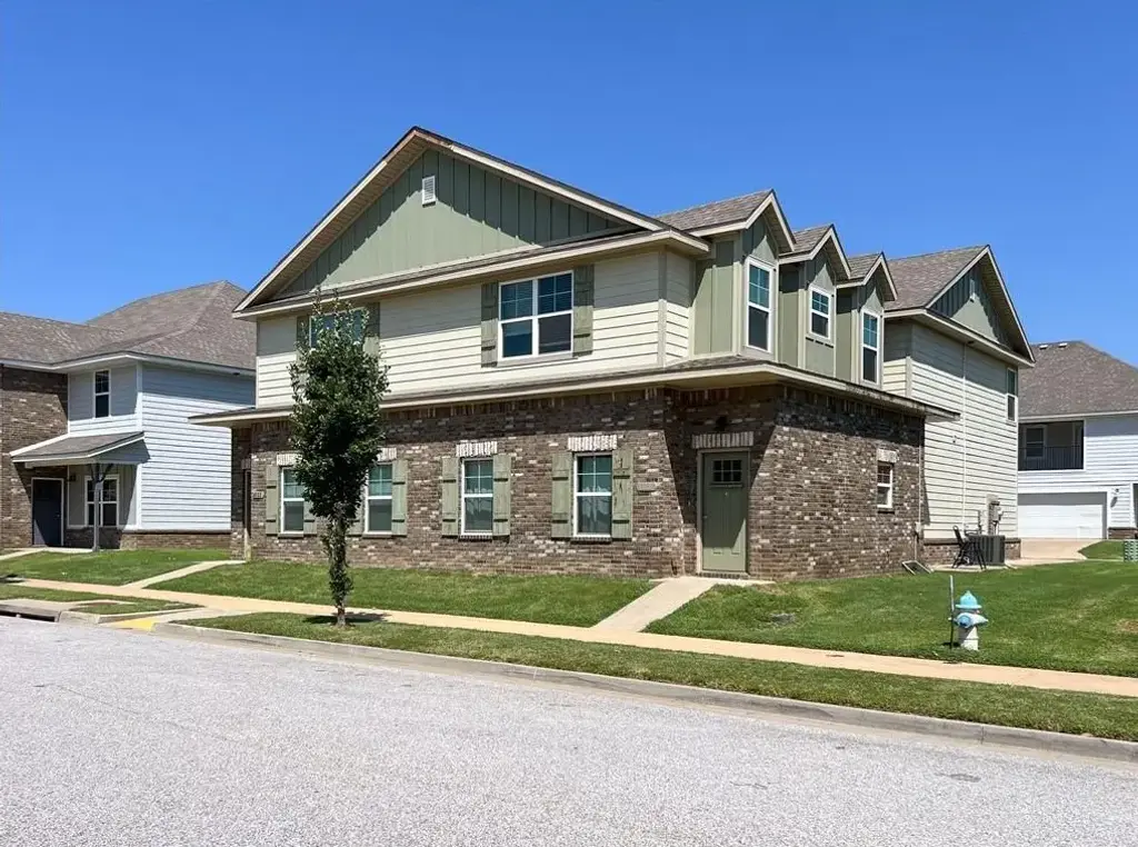 4110 W Sardinia Way, Fayetteville