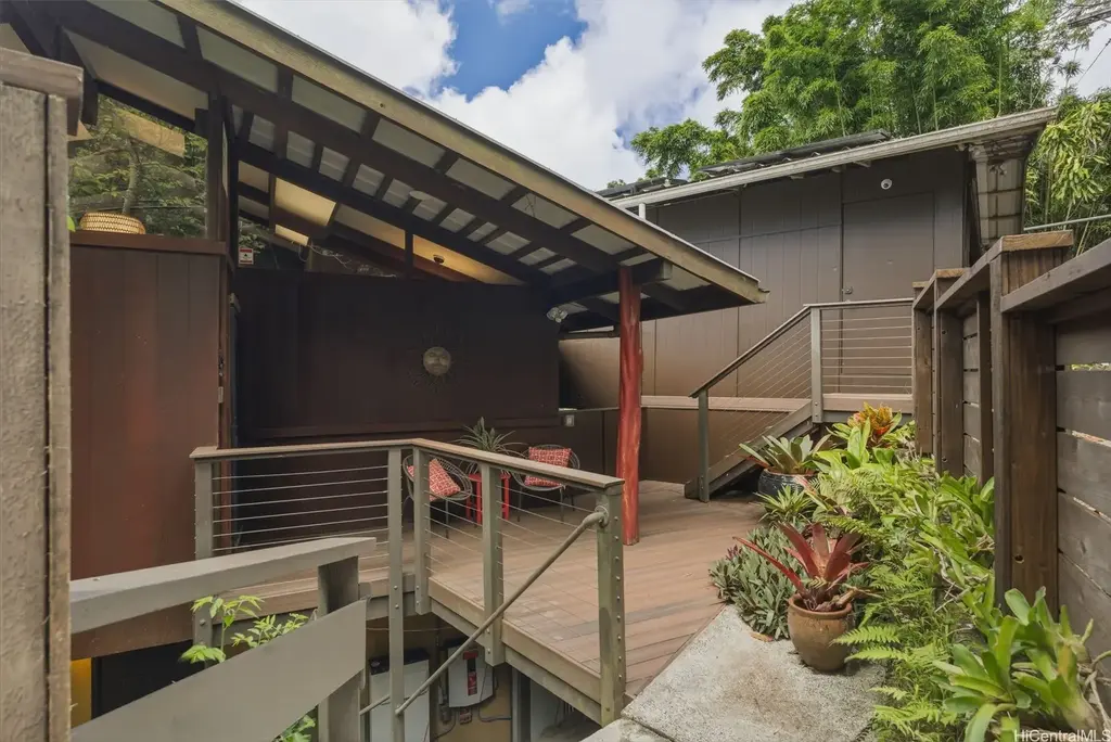 4142 Round Top Drive, Honolulu