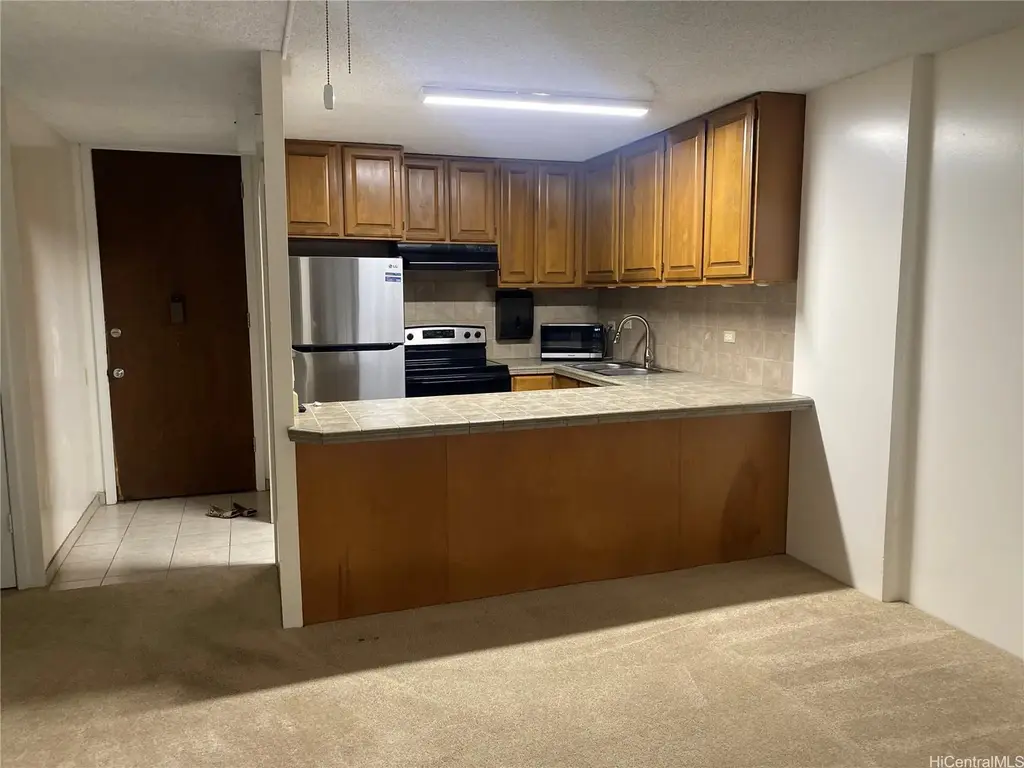 909 Ala Lilikoi Street # 303, Honolulu