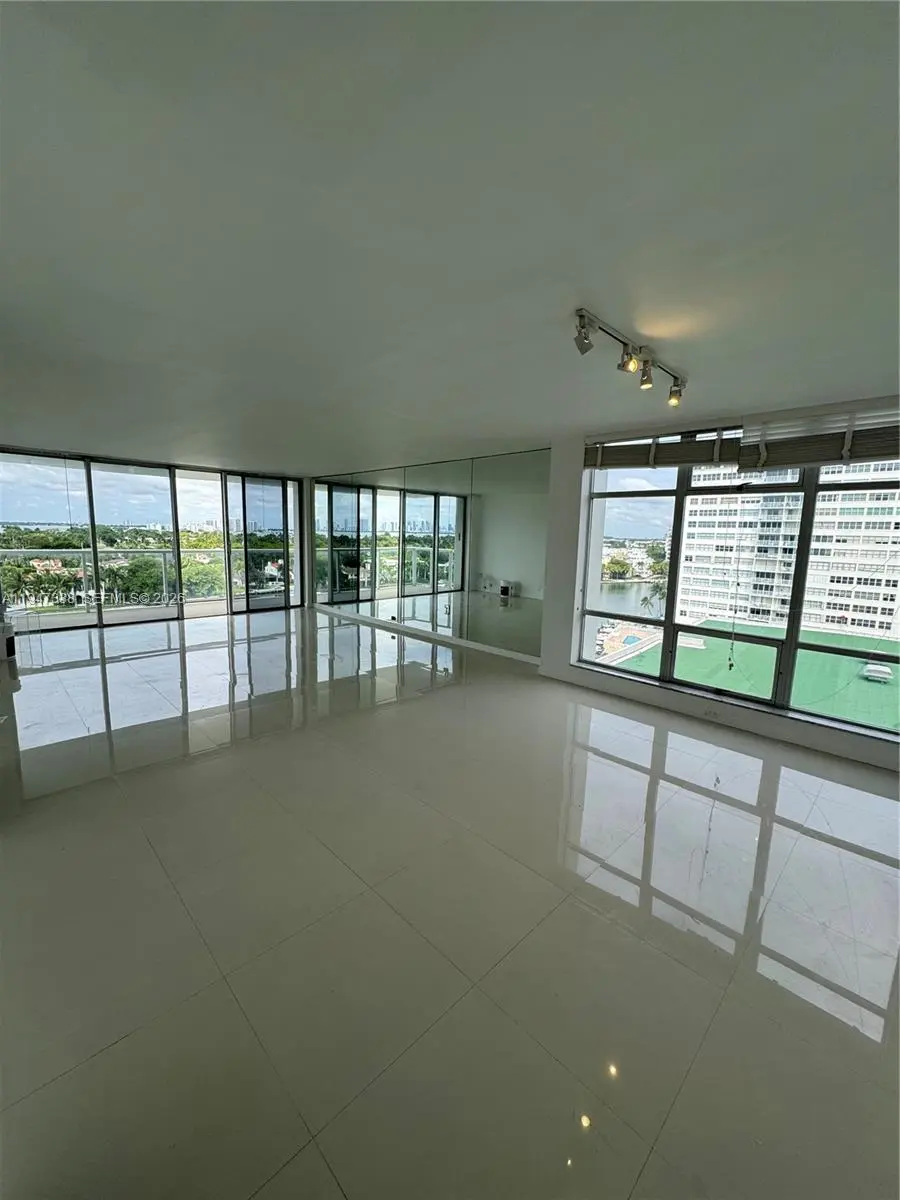 Photo of Listing #A11947338