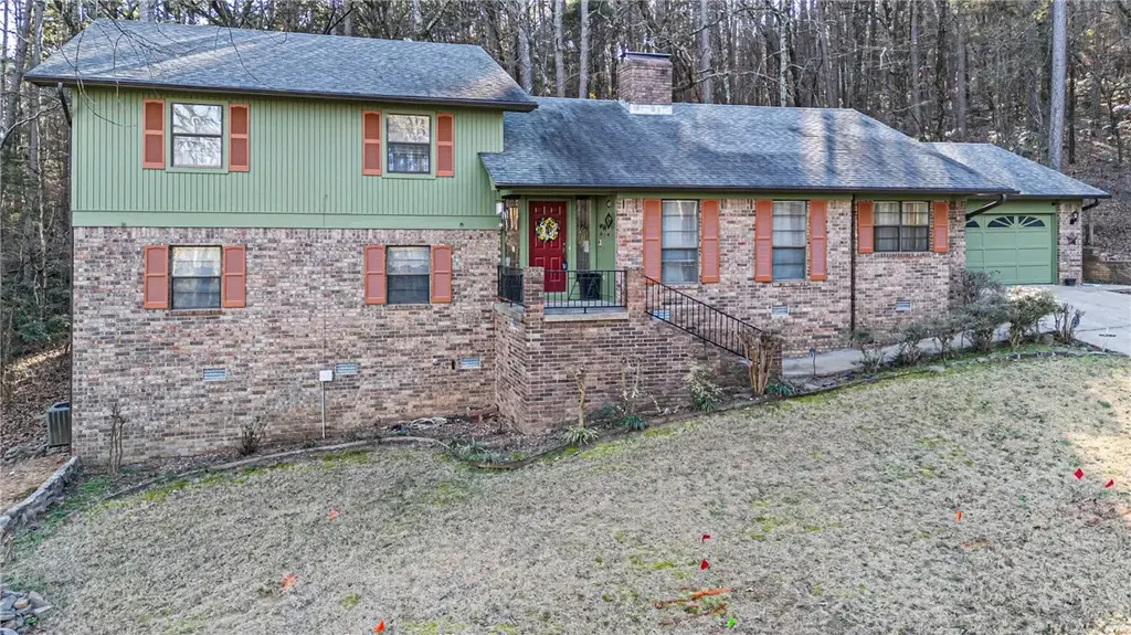 316 Craigwood Circle, Russellville