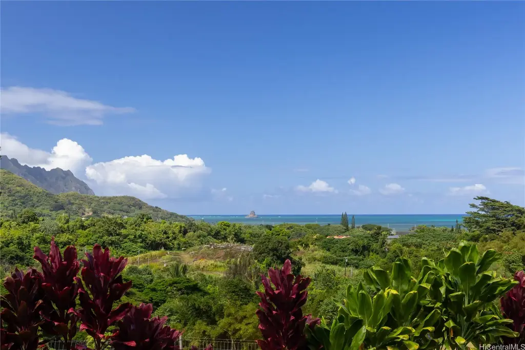 47-546-e Mapele Place # C & D, Kaneohe