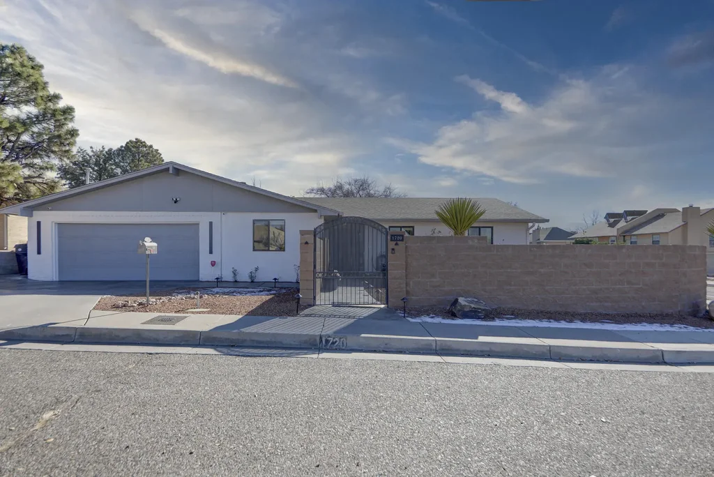 1720 Faith Court Ne, Albuquerque