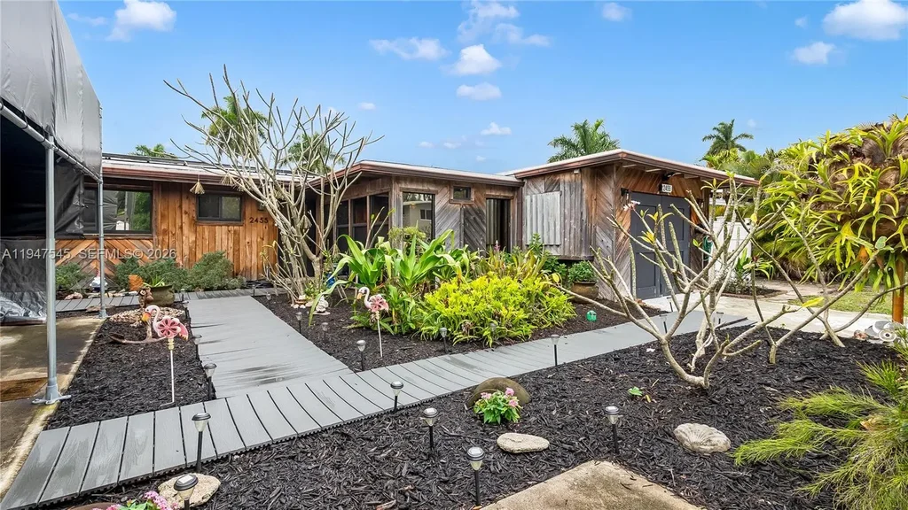 2455 Flamingo Ln, Fort Lauderdale