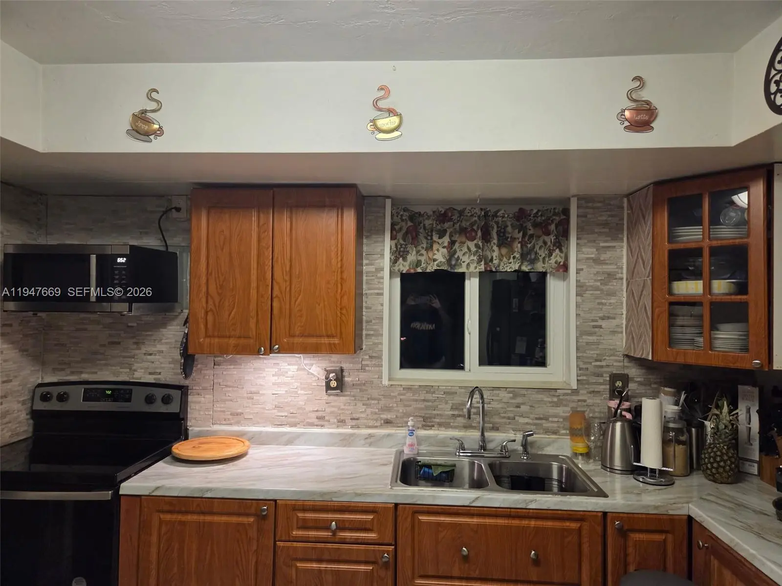 Photo of Listing #A11947669