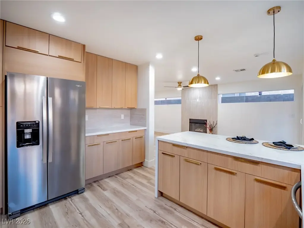 Photo of Listing #2748870