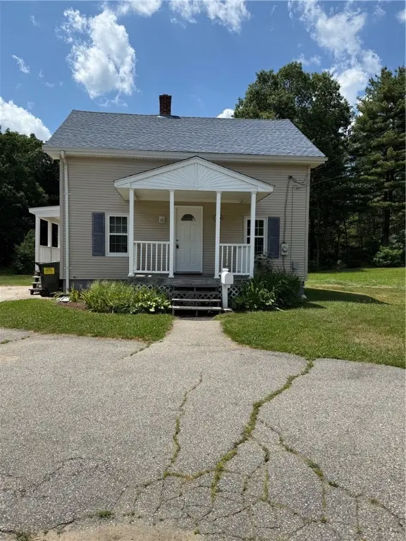 319 School St, North Kingstown