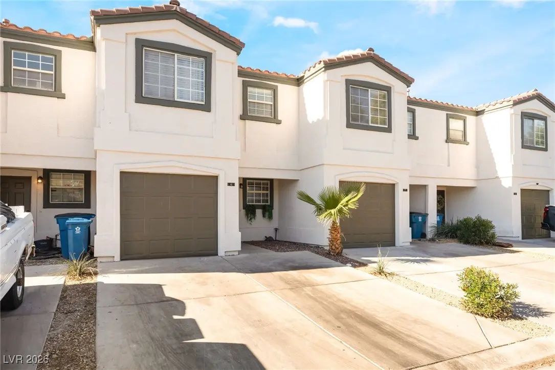 Photo of Listing #2747041