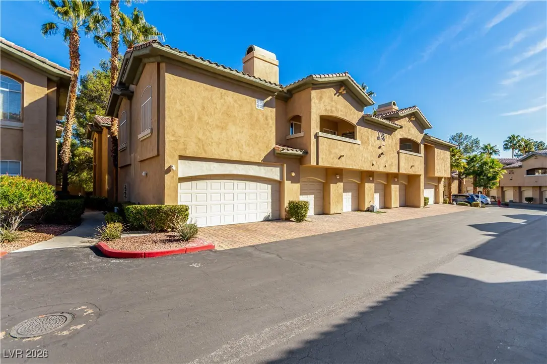 Photo of Listing #2748512