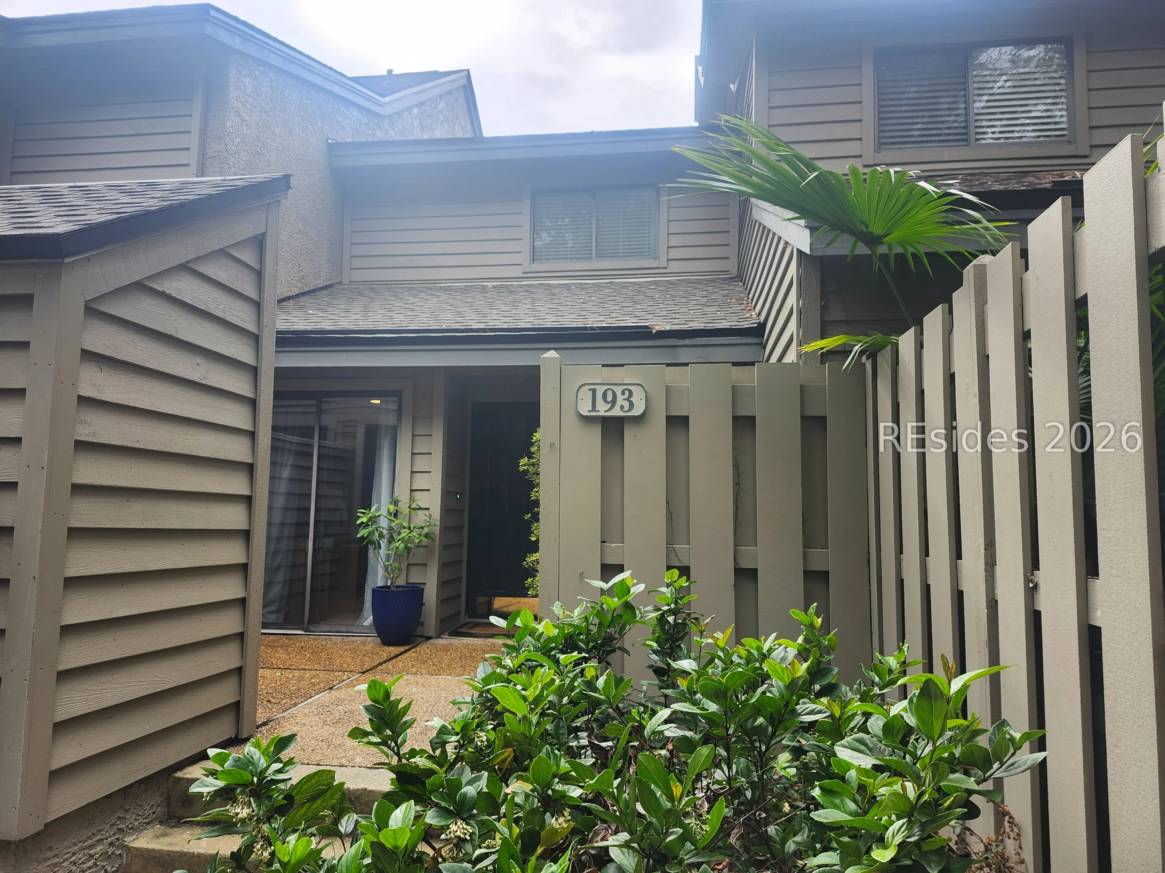 Photo of Listing #504023