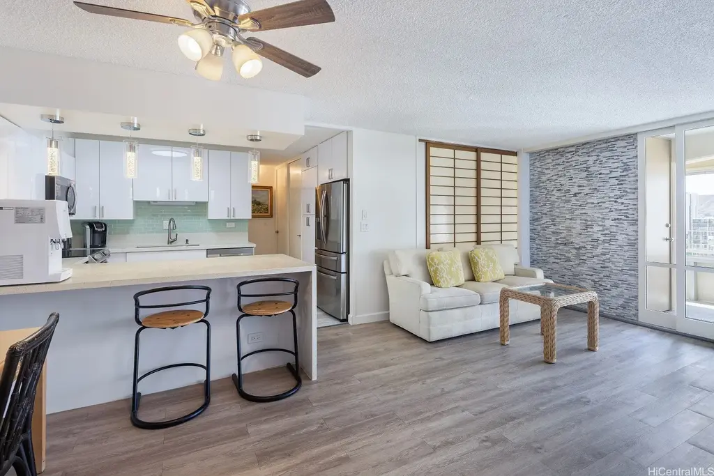 225 Kaiulani Avenue # Ph1, Honolulu