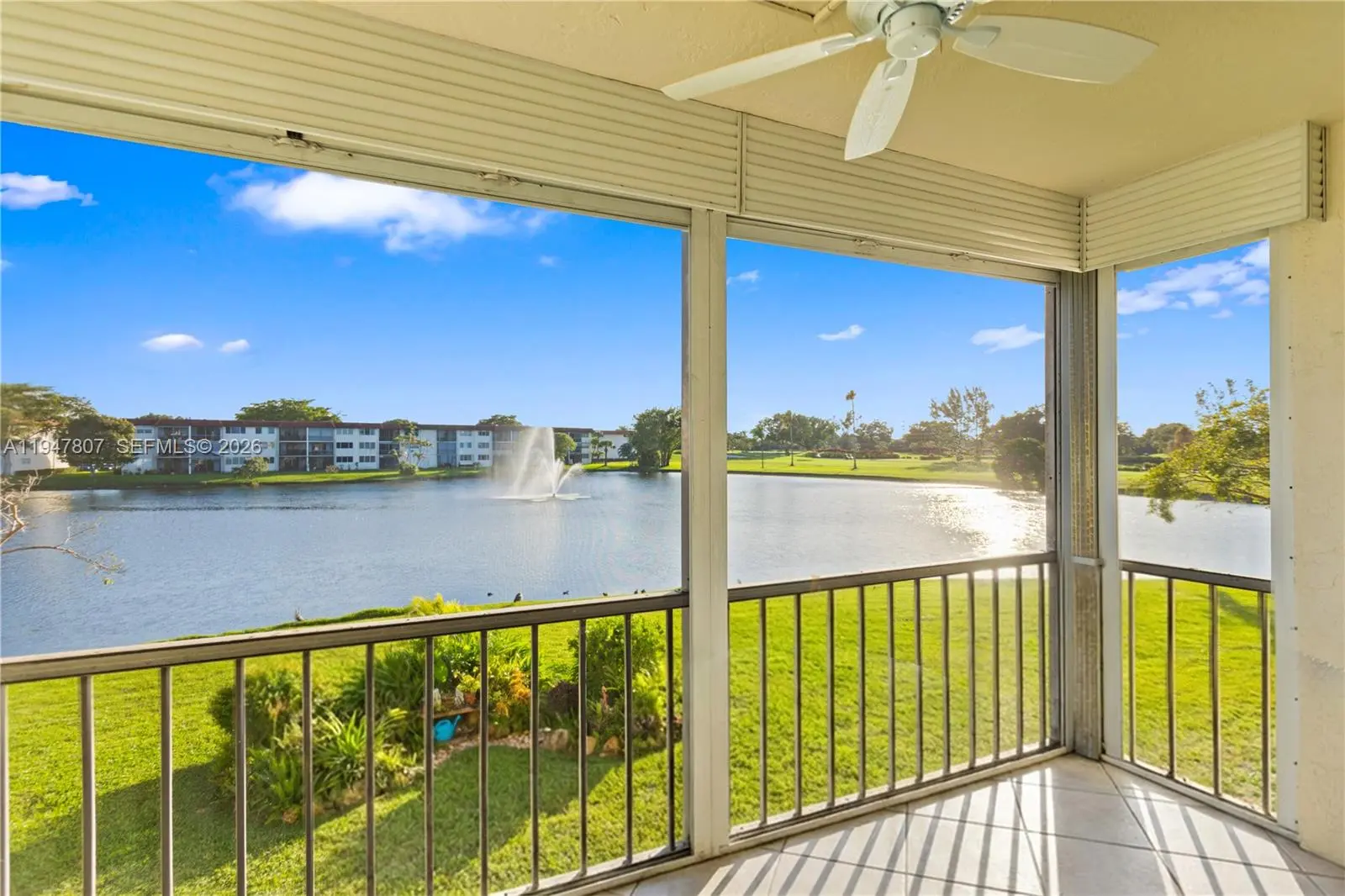 9500 N Hollybrook Lake Dr 5-206, Pembroke Pines