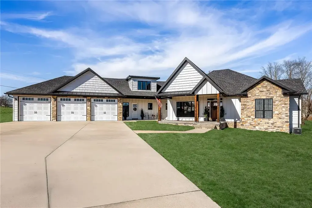 11191 Pickett Ridge Road, Prairie Grove