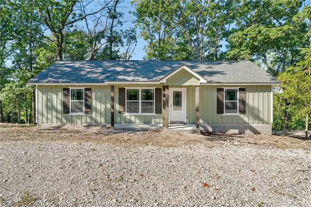 111 Ridge Road, Eureka Springs