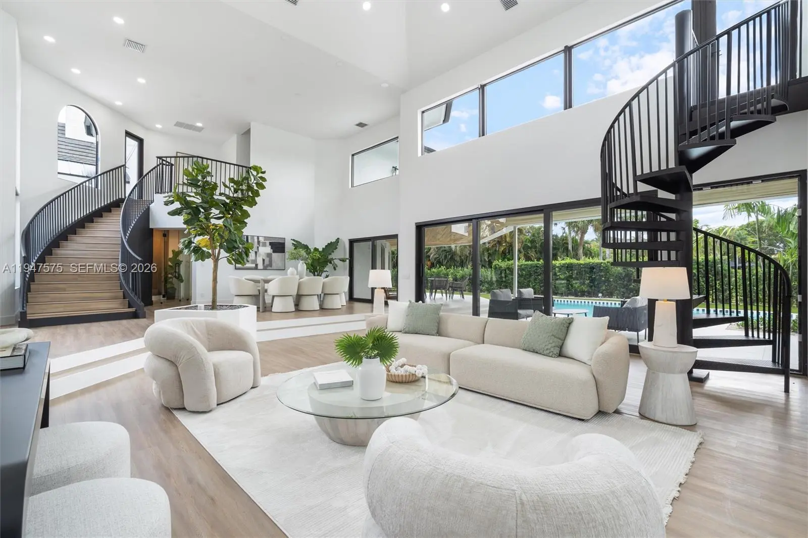 Photo of Listing #A11947575