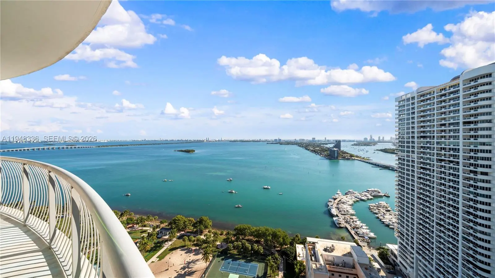 Photo of Listing #A11948336