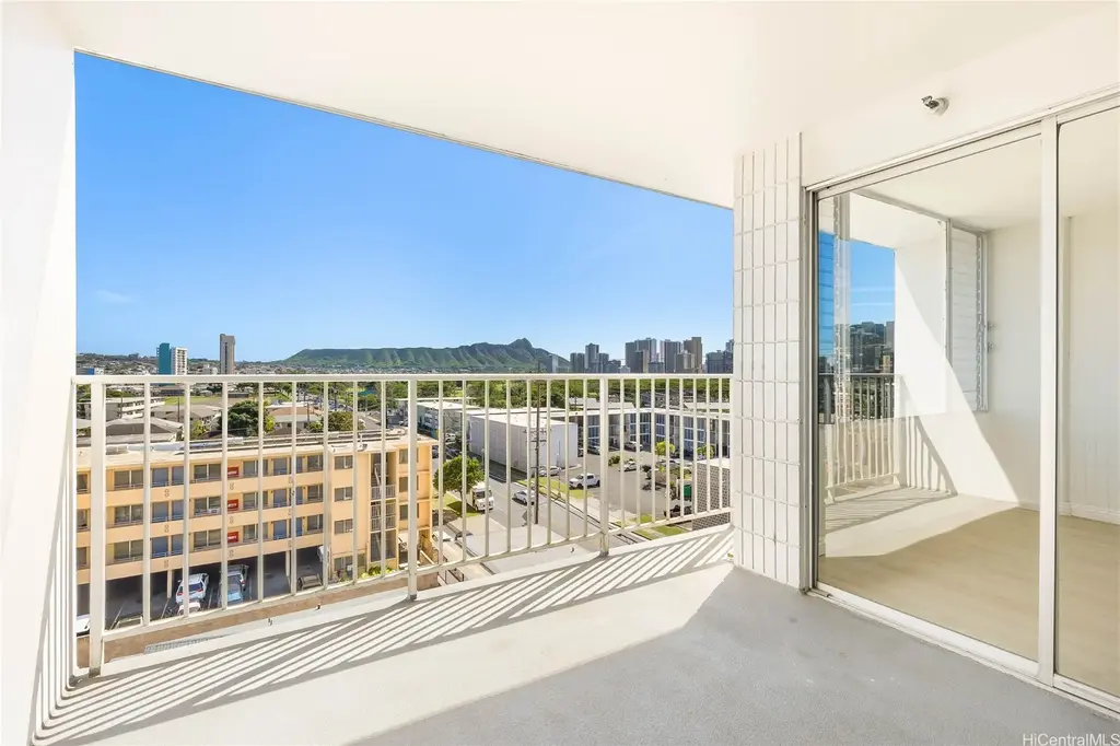 2542 Date Street # 402, Honolulu