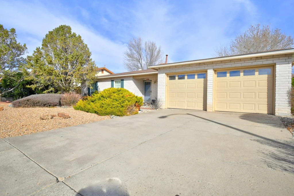5316 Van Christopher Drive Ne, Albuquerque