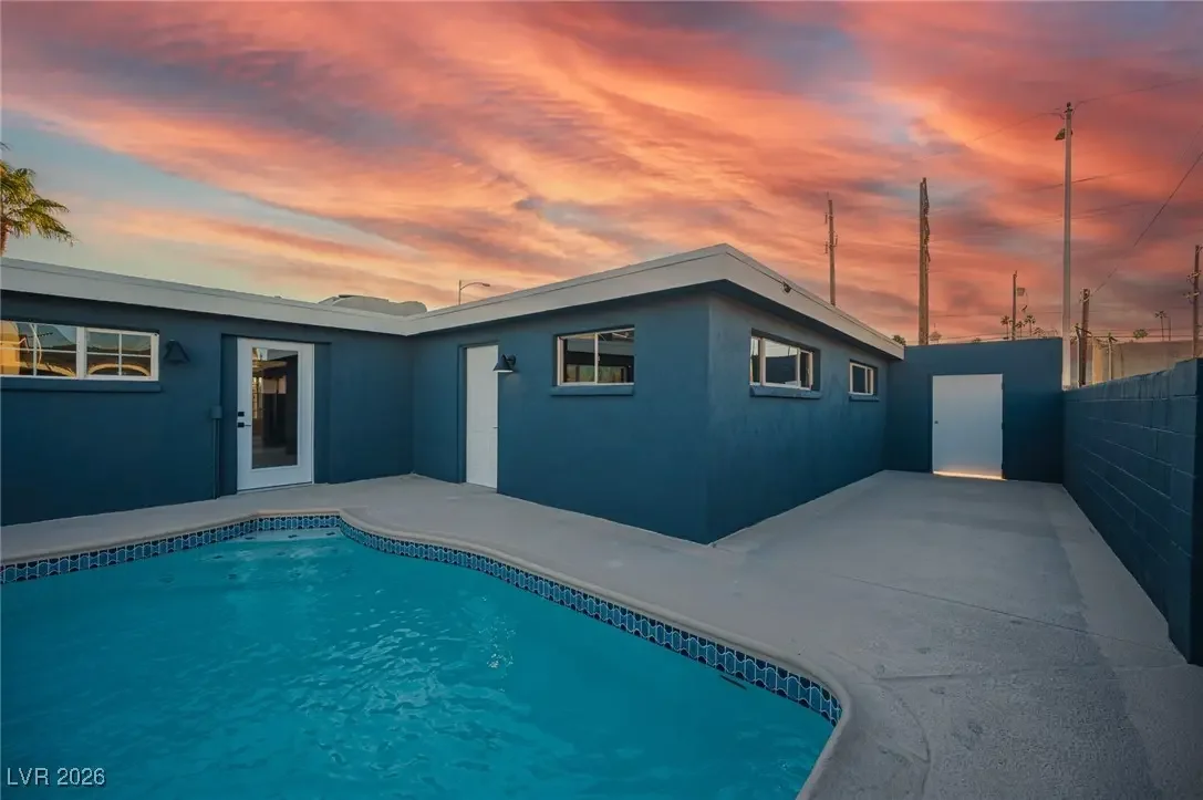 Photo of Listing #2749168