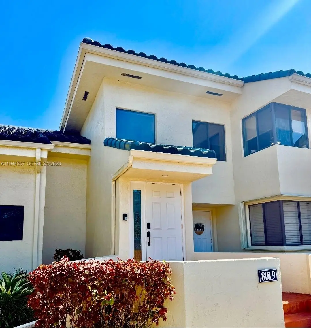 Photo of Listing #A11944357