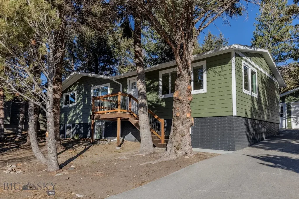 116 Star Road, Livingston