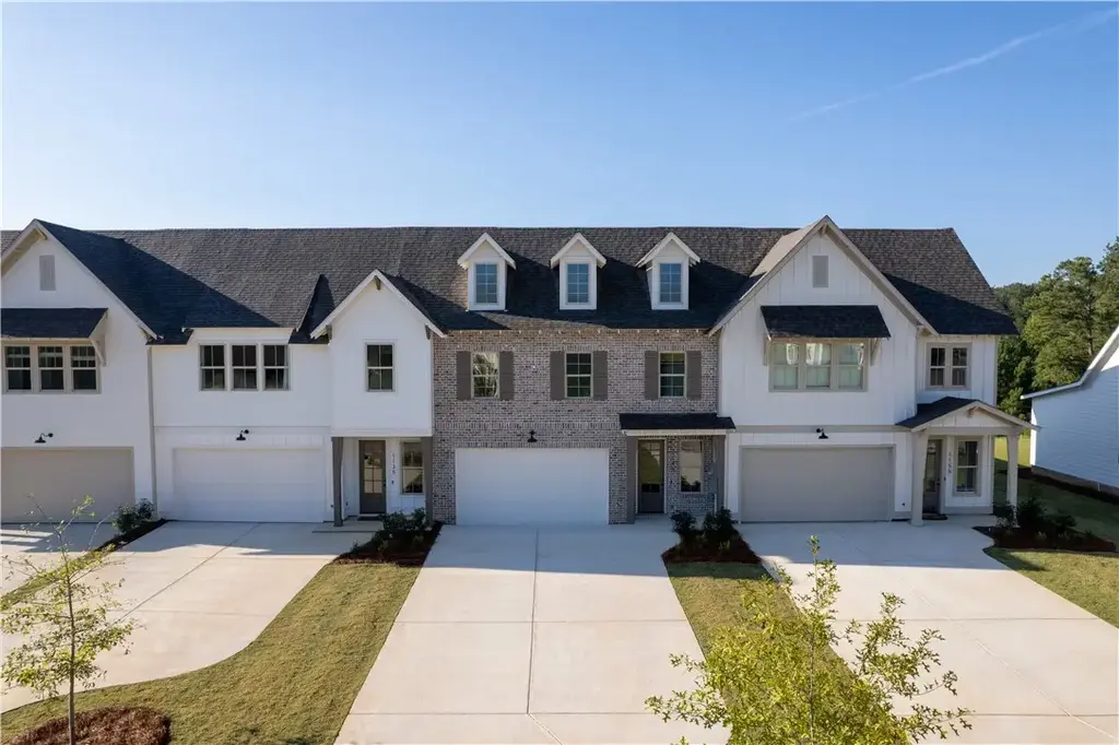 1145 Sarah Ln, Auburn