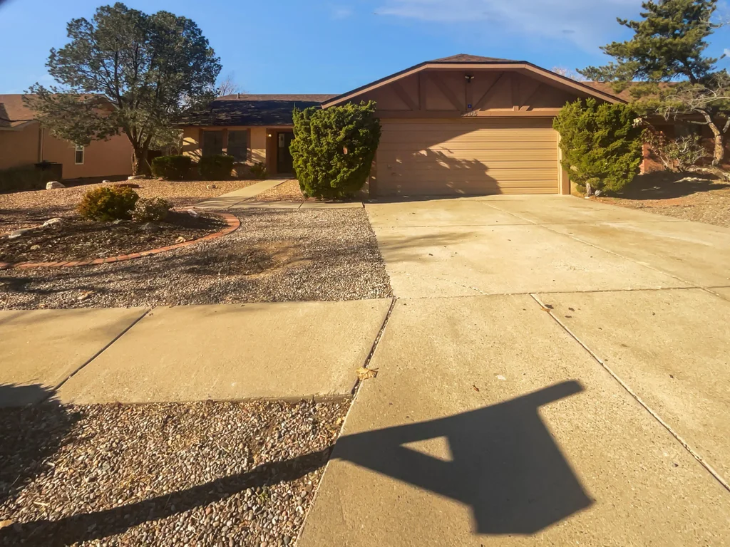 5305 Carruthers Street Ne, Albuquerque