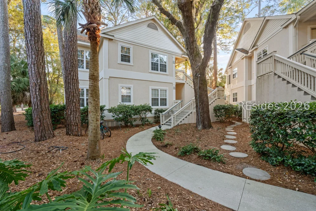 1 Gloucester Road M-1, Hilton Head Island