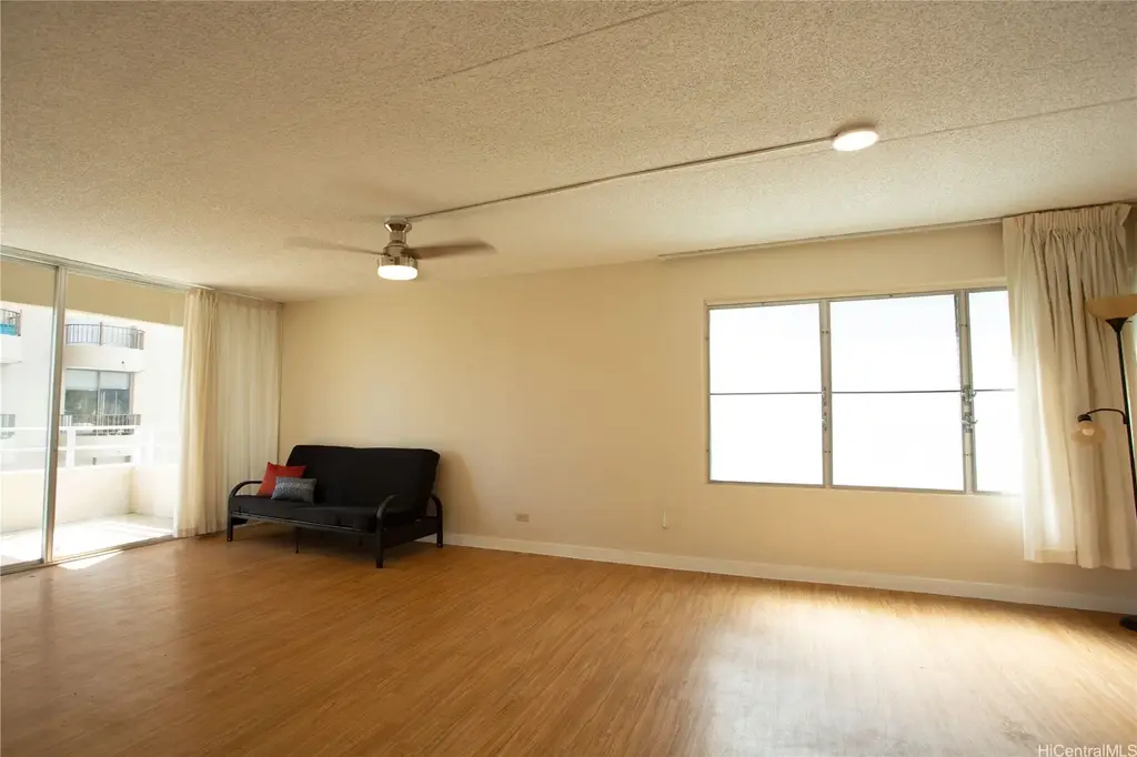 2533 Ala Wai Boulevard # 702, Honolulu