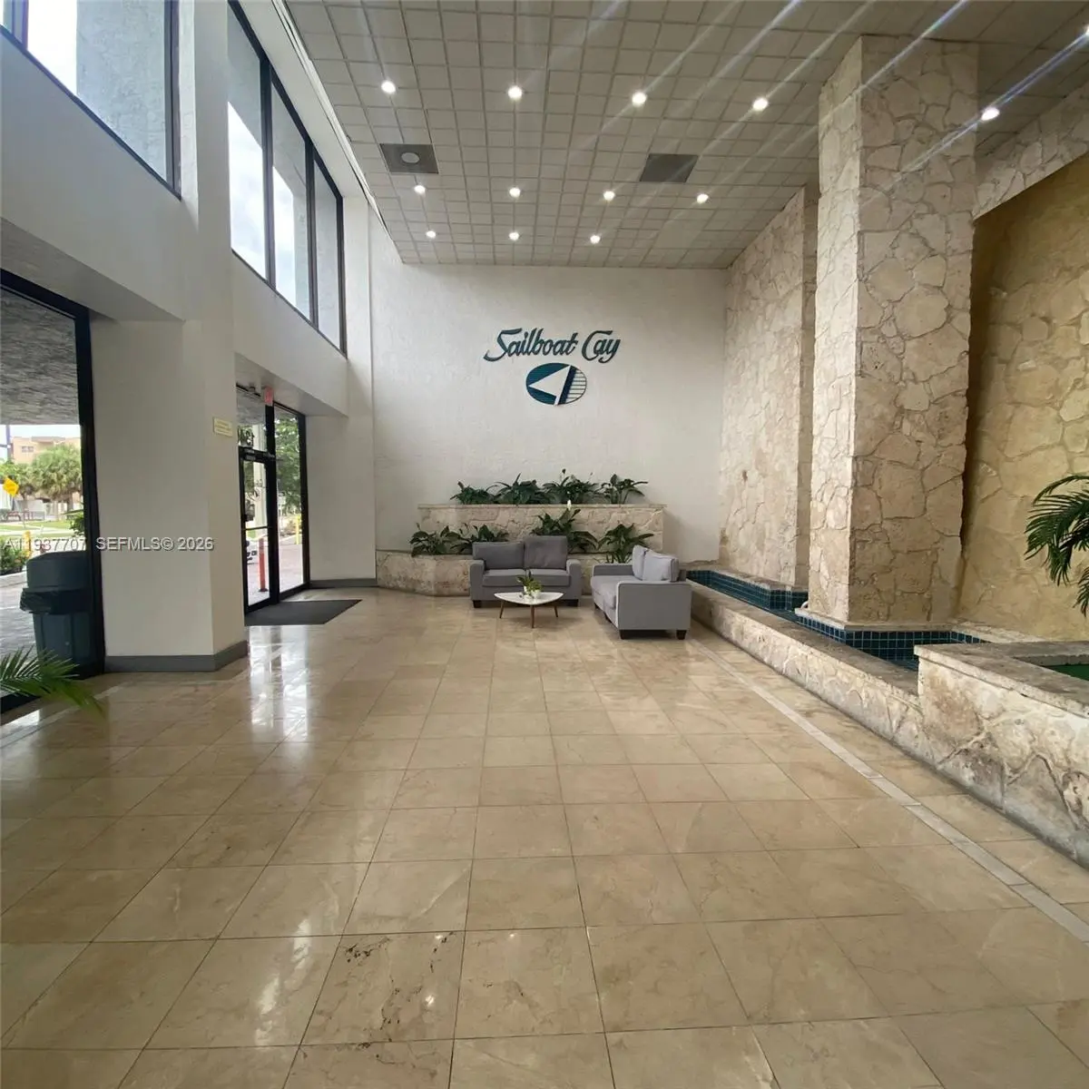 Photo of Listing #A11937707