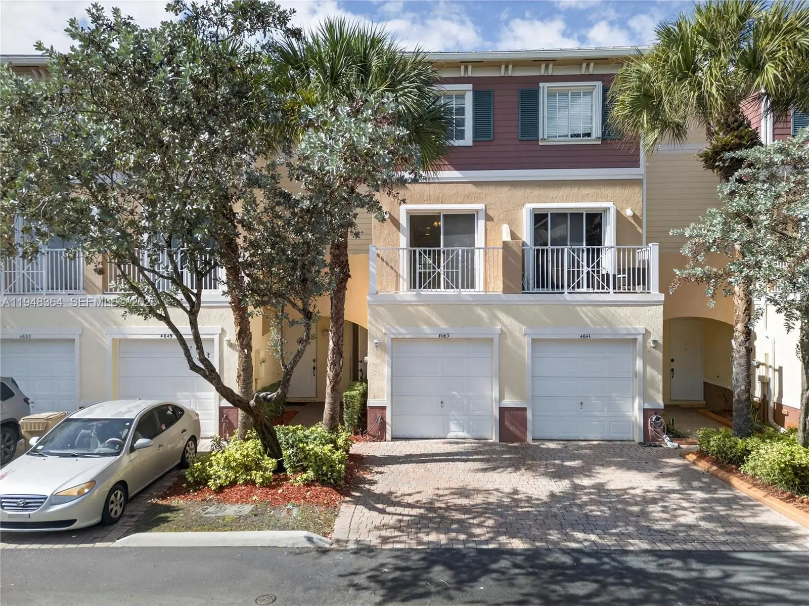 Photo of Listing #A11948364