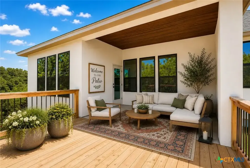 742 Rayner Ranch Boulevard, Spring Branch