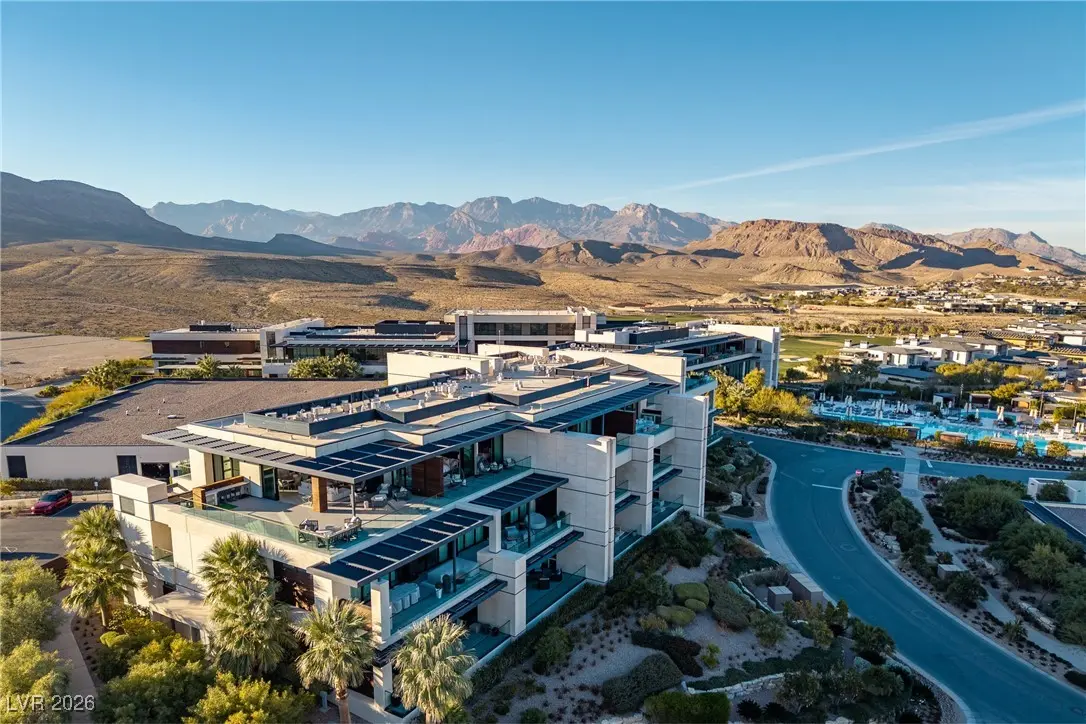 Photo of Listing #2749389