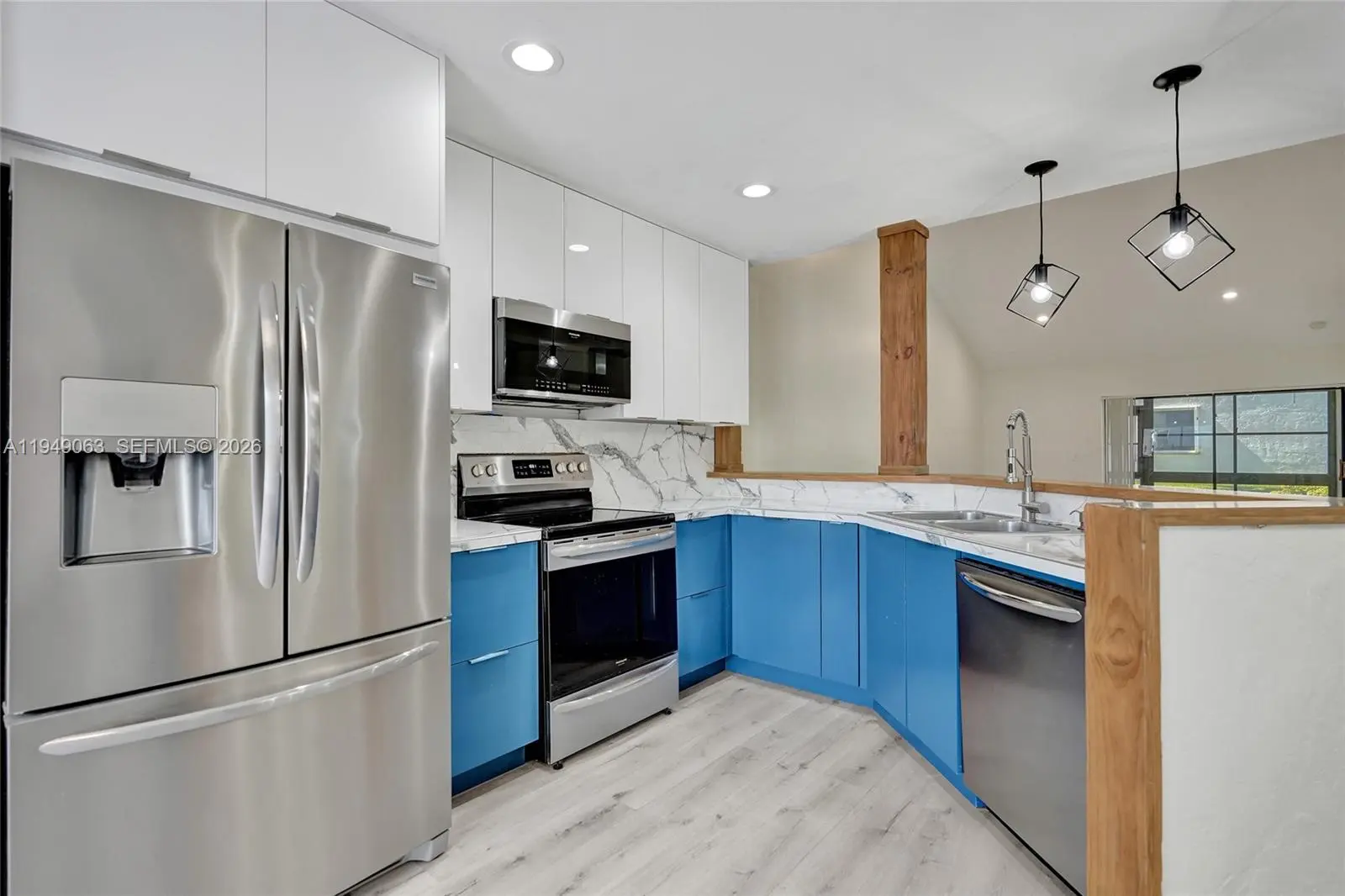 Photo of Listing #A11949063