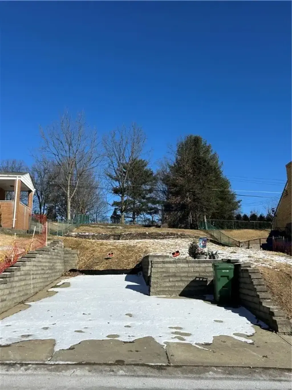 845 Corbett Drive , Castle Shannon