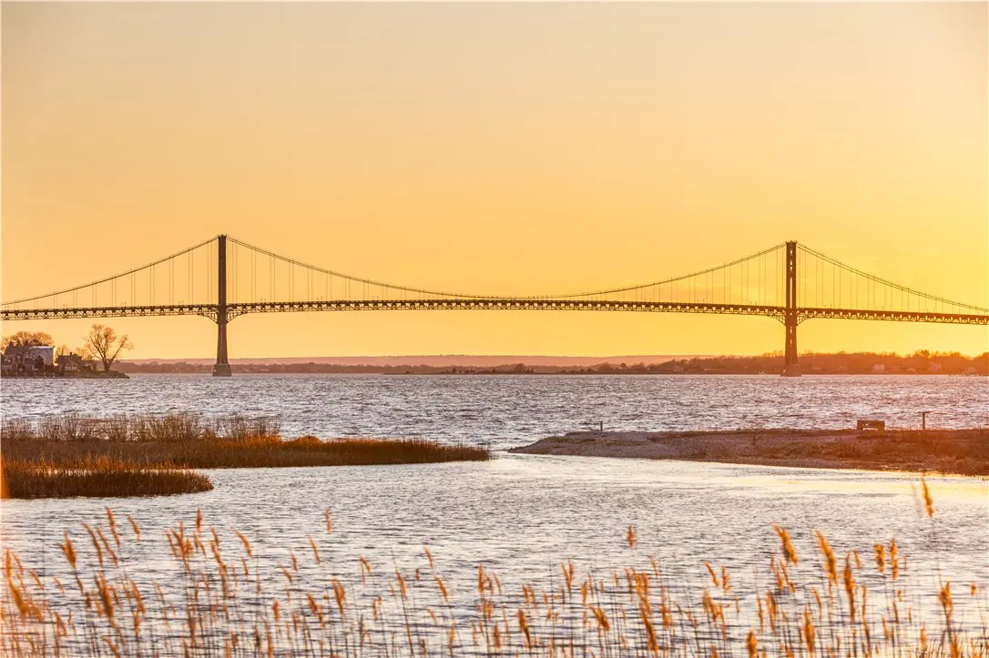 310 Common Fence Point Blvd, Portsmouth