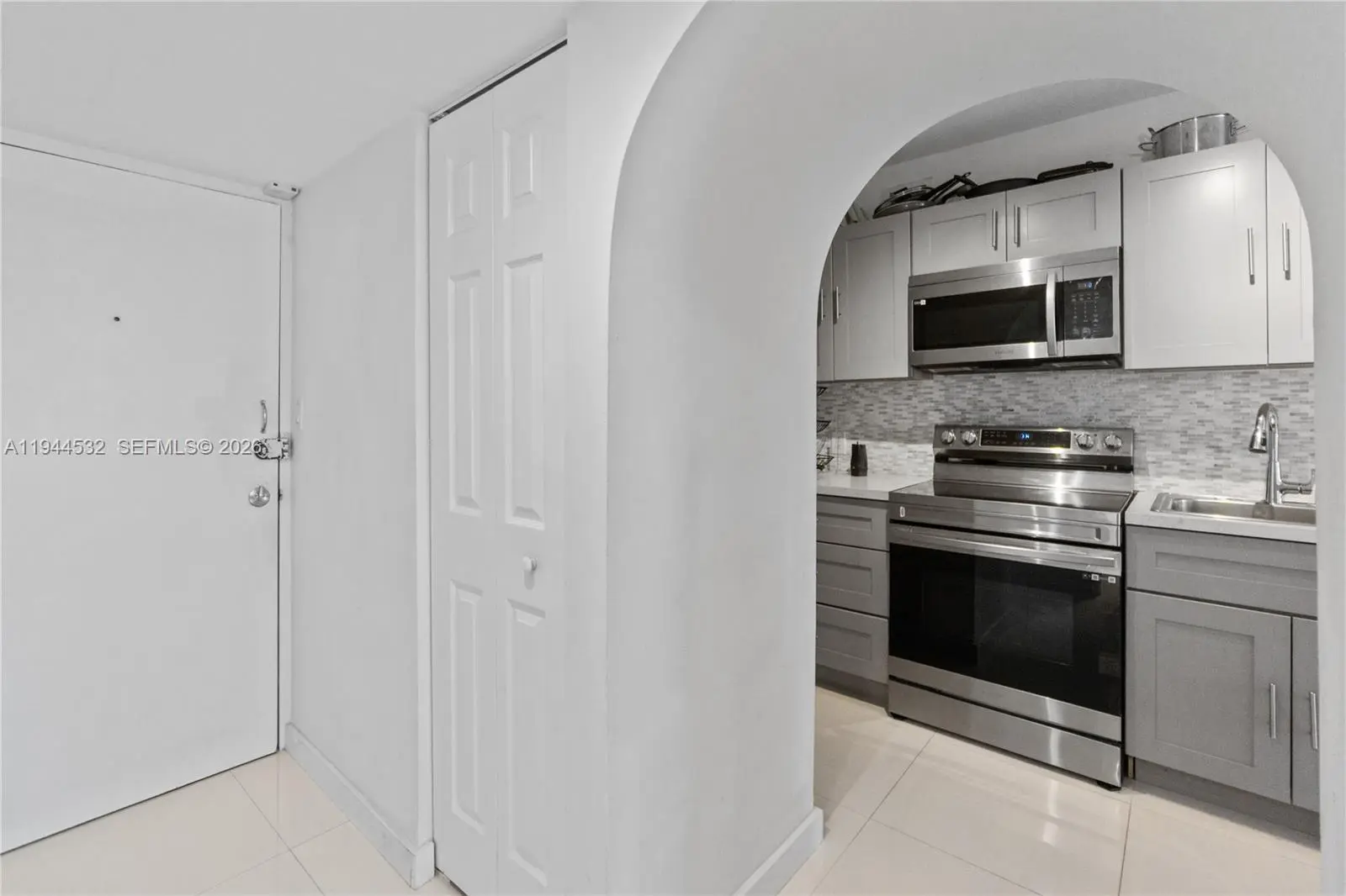 Photo of Listing #A11944532