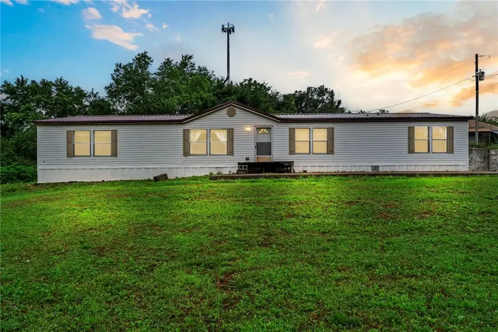 9383 Coker Road, Gentry