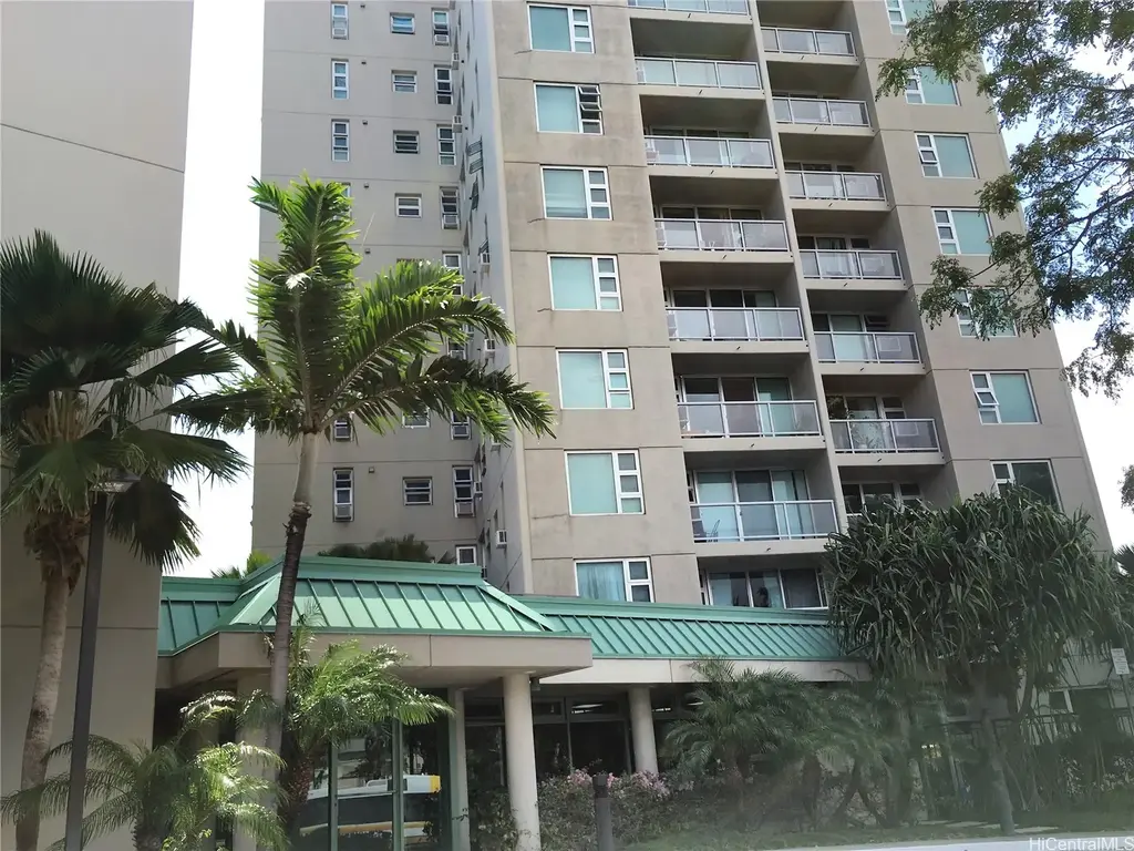 215 N King Street # 302, Honolulu