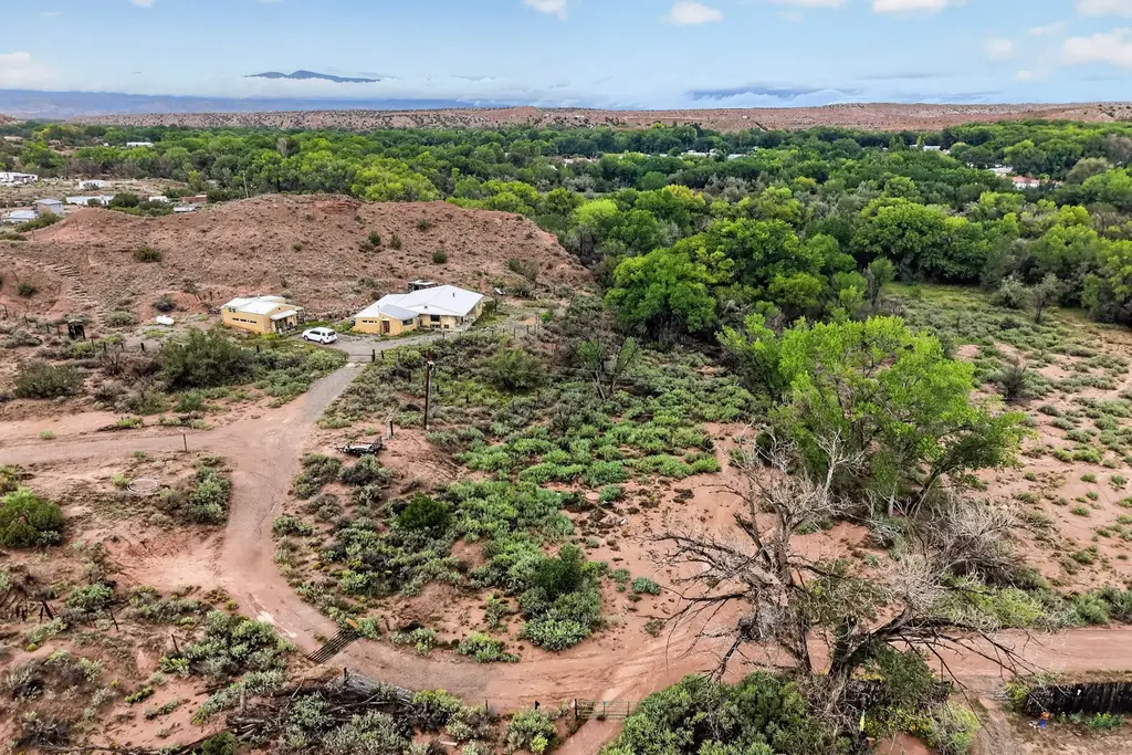 100 County Road 97, Chimayo