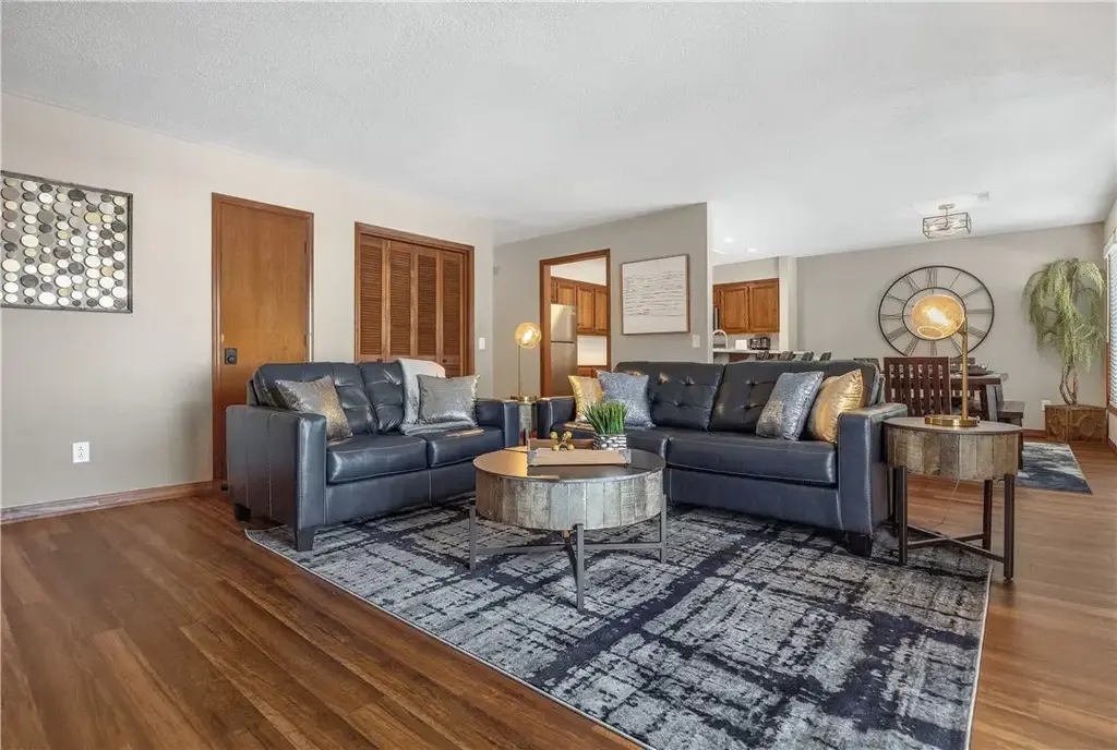 6 Connie Lane, Bella Vista