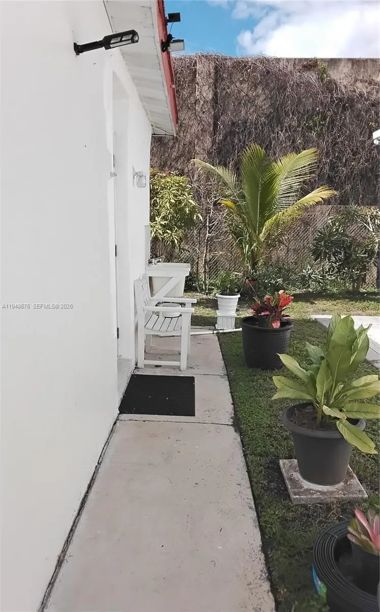 Photo of Listing #A11948675